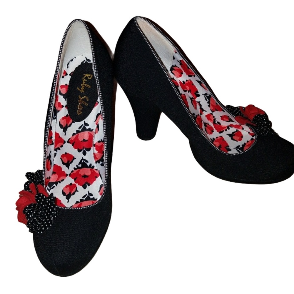NWOT Ruby Shoo - EVA Pump